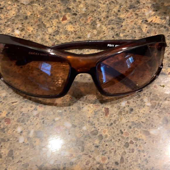 Gucci Sunglasses - Picture 5 of 7